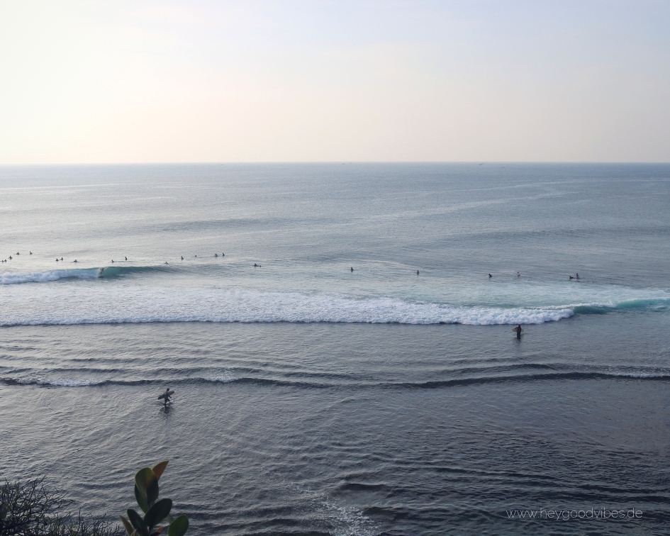Surfen Strand Bali Riff Uluwatu